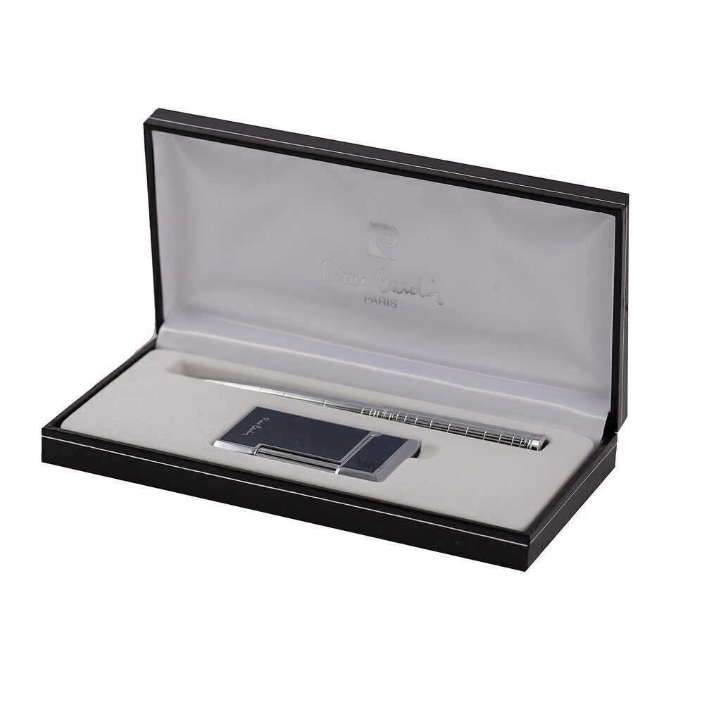 Набор Pier Cardin: ручка шариковая+газовая кремниевая зажигалка хром/синий лак