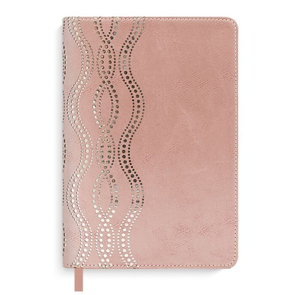 Ежедневник недат А5 к/з "Джинс Делавэ розовый" 320стр. мягк.пер., блинт.тисн., ляссе