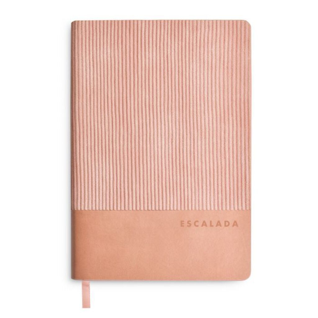 Ежедневник недат А5 к/з "Шерфа пепельно-розовый" 320 стр., мягк.переплет, блинт.тисн.