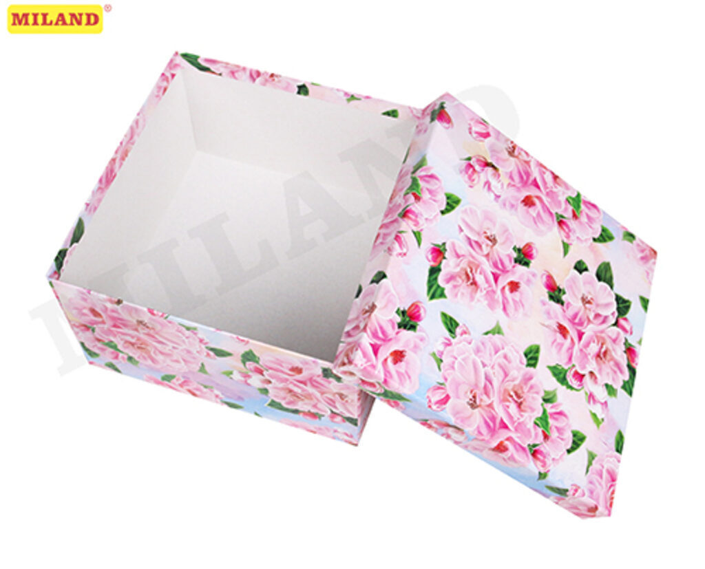 Подарочная коробка 21*21*11см "Сакура"