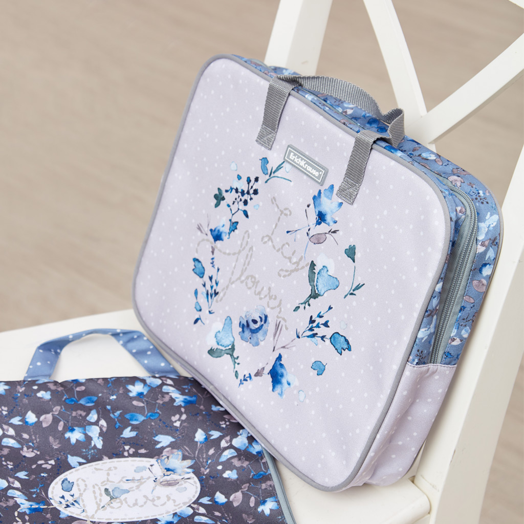 Папка текстильная на молнии ErichKrause с ручками Frozen Beauty, A4+