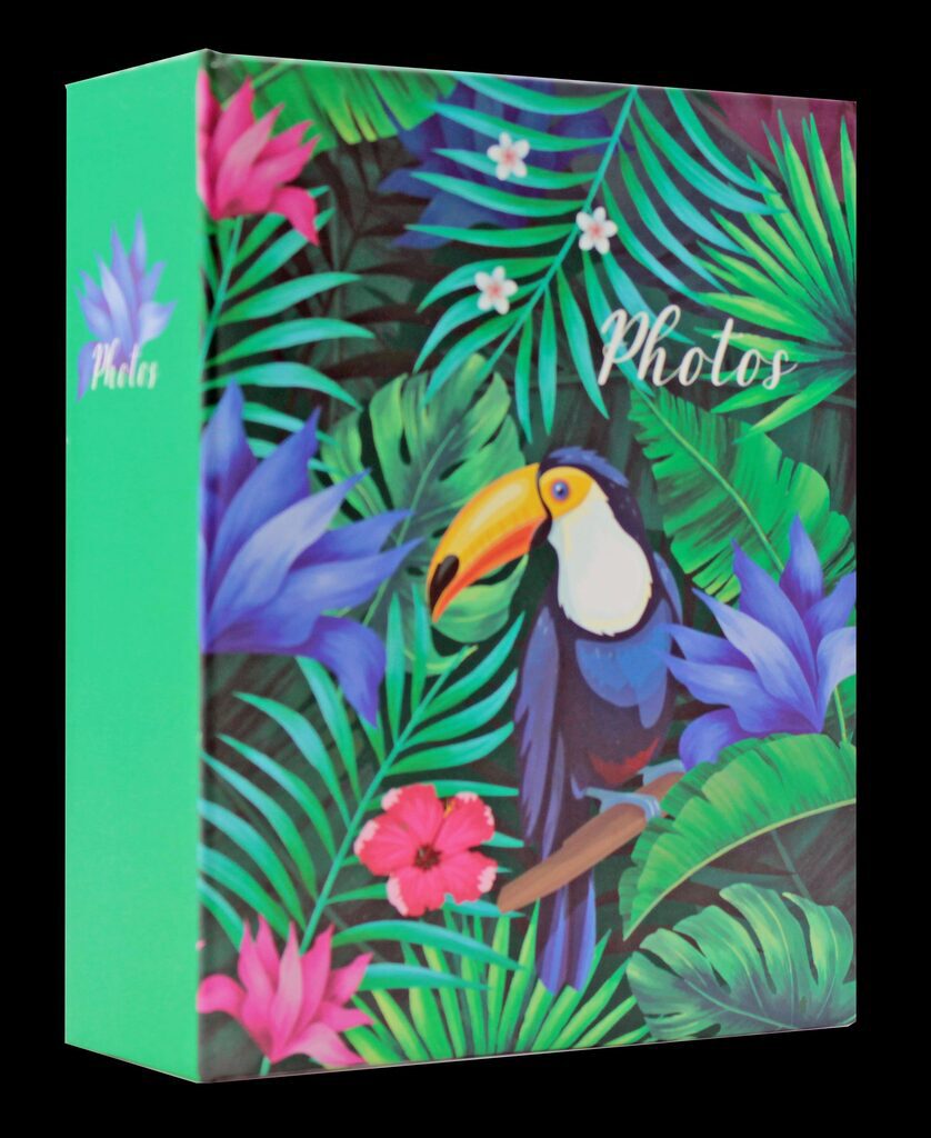 Фотоальбом 100 фото 10*15см Belle fleur. Тукан, пластик.стр.