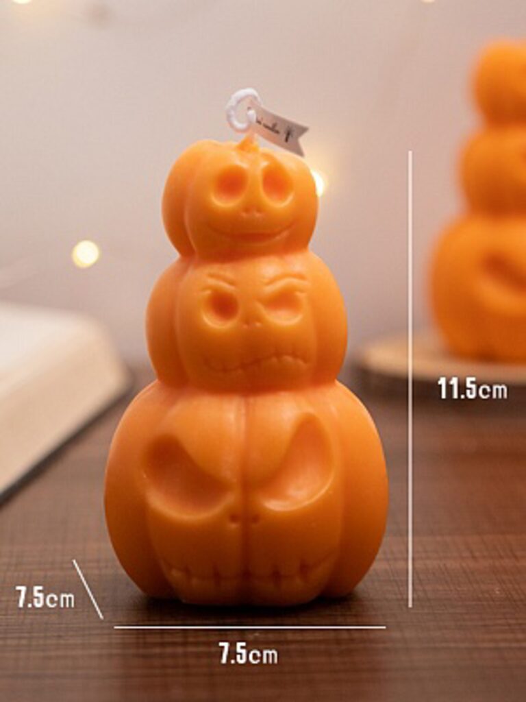 Свеча декоративная 7*7*11см "Тыковки" с ароматом  цветка дикого апельсина