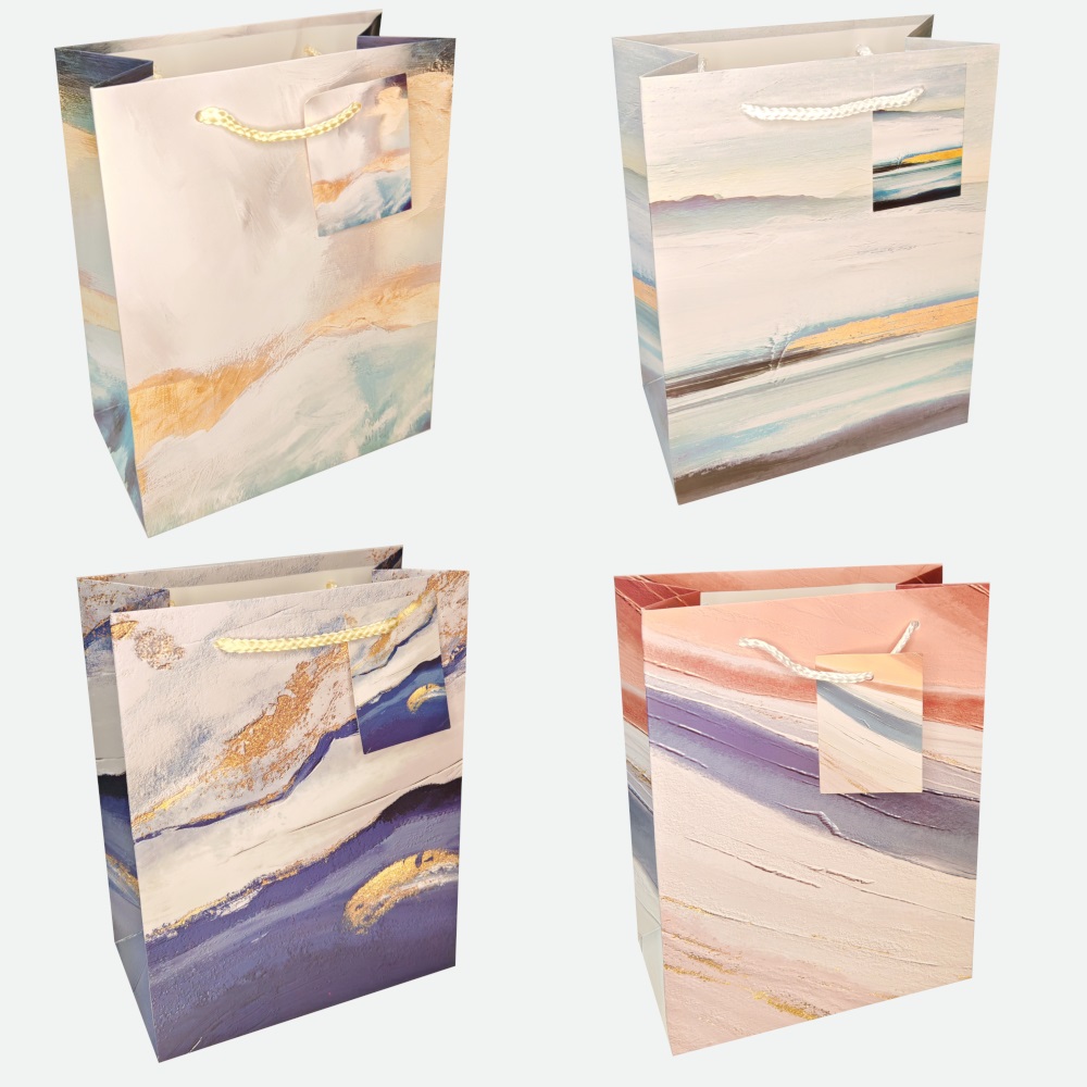 Пакет подар. бумажн. 26*32*12 см 210 гр/м2, 4 дизайна