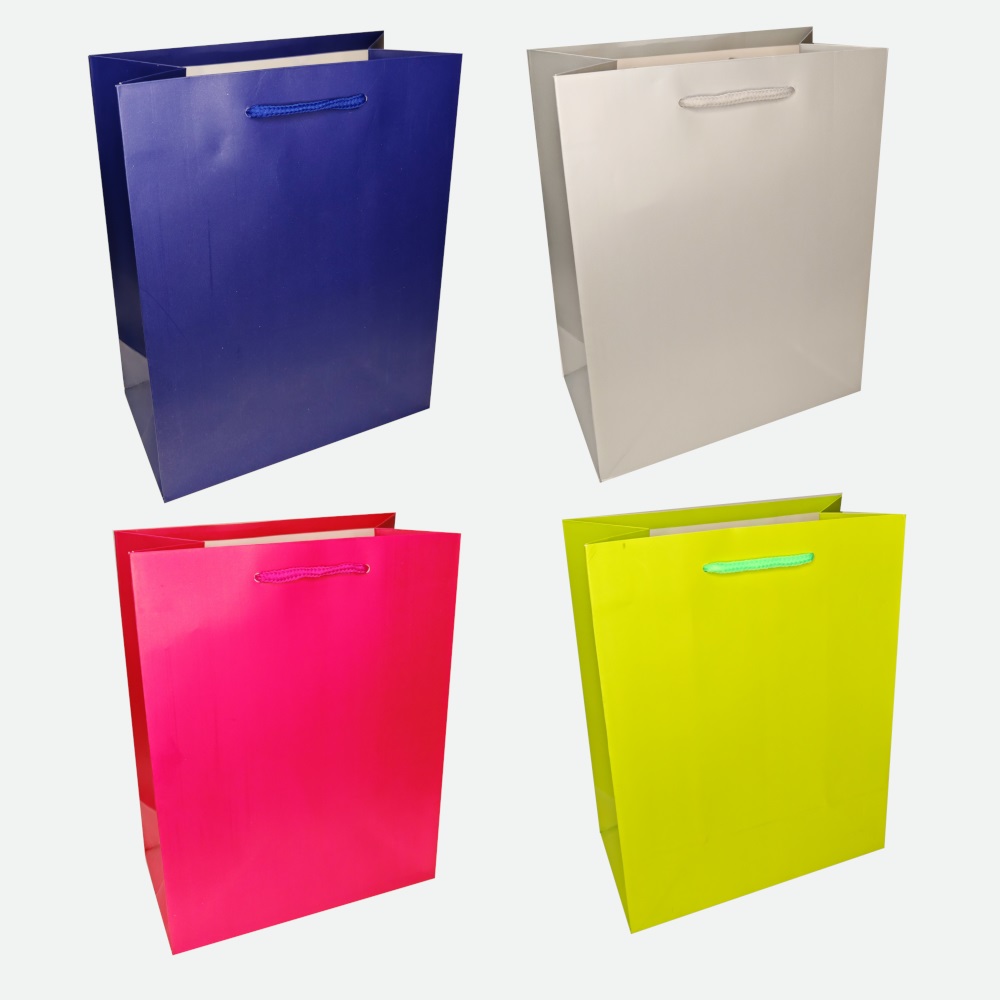 Пакет подар. бумажн. 14*17*7 см 210 гр/м2 цветной однотон, 4 дизайна