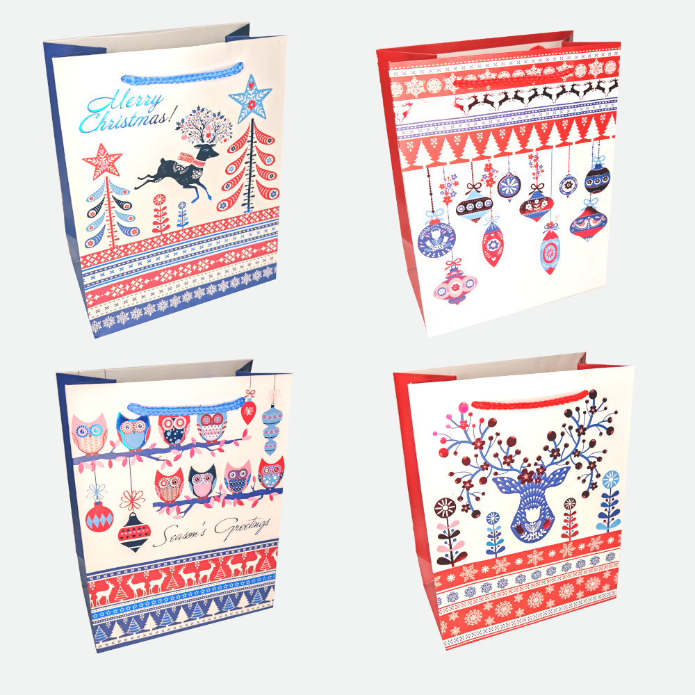 Пакет подар. бум. новогодн. 31*42*12 см 210 гр/м2 "Скандинавский" микс дизайнов