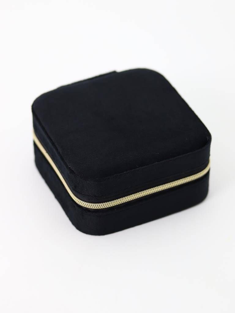 Шкатулка 9*9см "Velvet luxury" черный