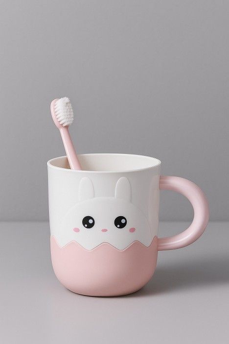 Кружка пластиковая "Волнистый кролик" розовая