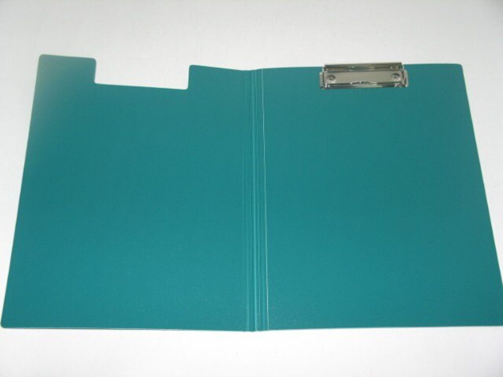 Папка-клипборд А4 зеленый, полипропилен 1500 мкм